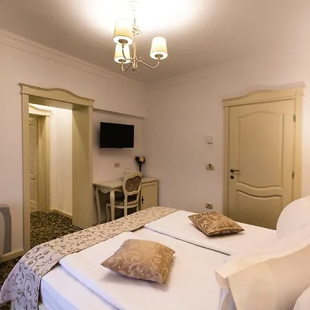 Pensionat Ave, Alba! 4*